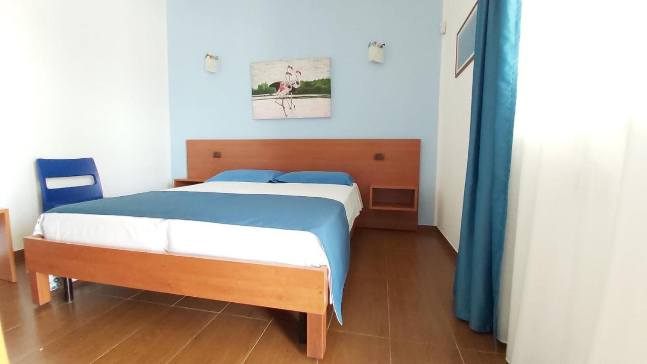 Residence Bandiera Gialla Margherita Di Savoia Eksteriør billede